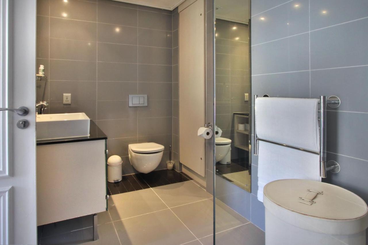 Cape Royale 1 Bedroom Luxury Apartments With Mountain View Cape Town Exterior photo